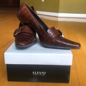 Alfani kitten heels